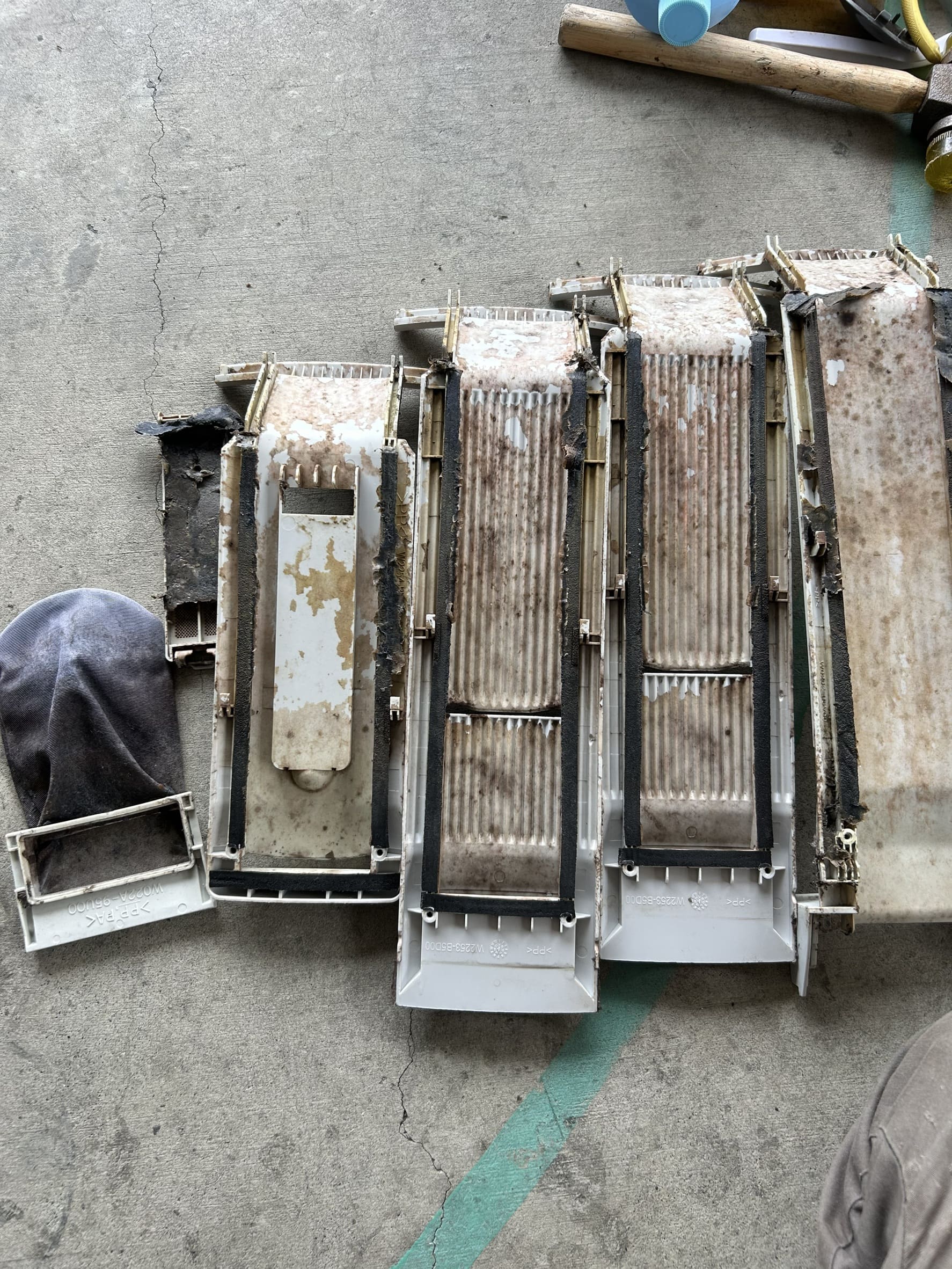 洗衣機濾網清洗前