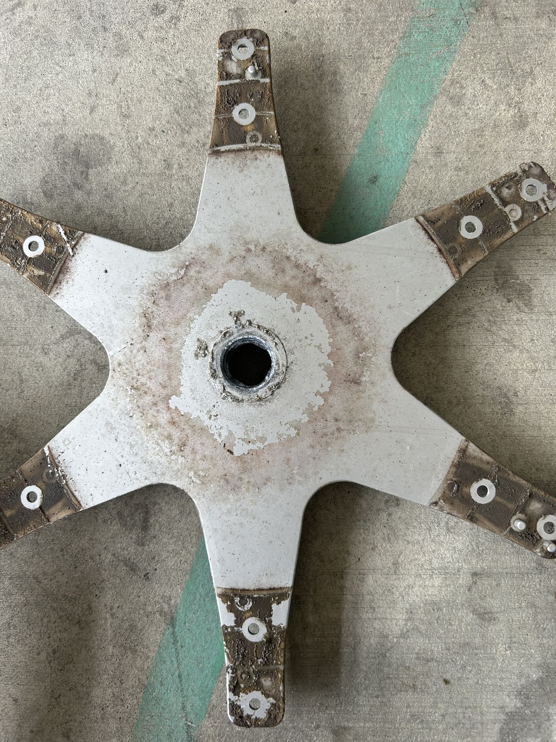 洗衣機底座清洗前